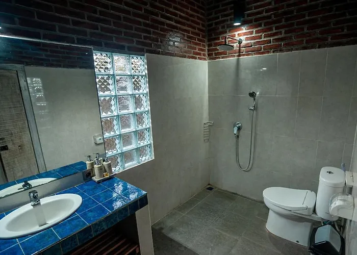 Dirna House Cozy Private In Local Area Villa